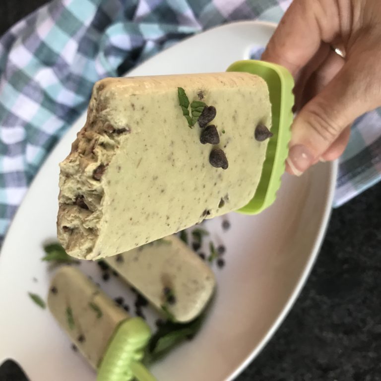 Mint Chocolate Chip Popsicles (the healthy ones!)