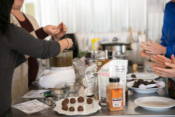 Food & Yoga Party - Image 3